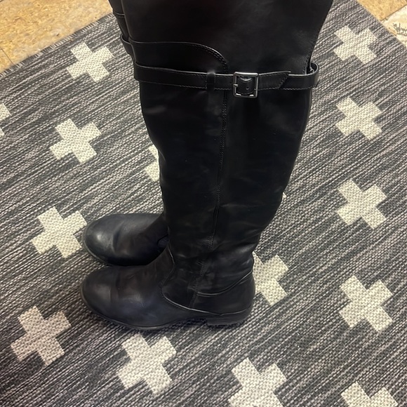 Leather Boots Size 7 - Picture 3 of 4